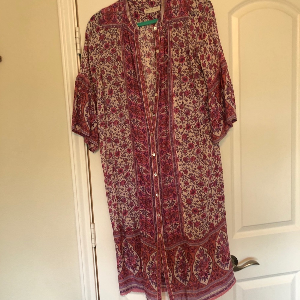 ❌ sold❌Spell and the Gypsy Jasmine tunic size Xs